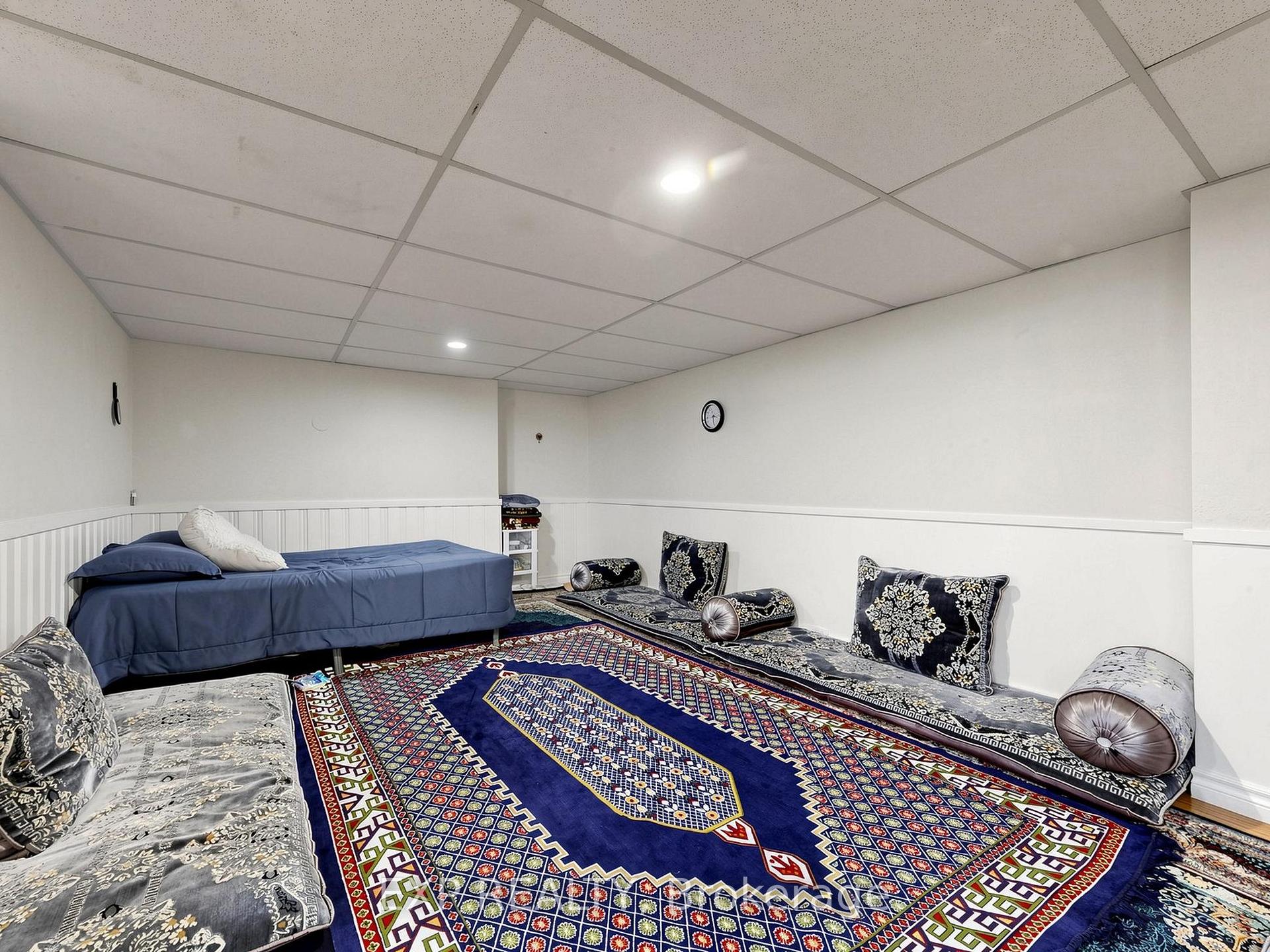 Photo 26 of 28 Longfellow Court, Whitby, Pringle Creek — HOMEH