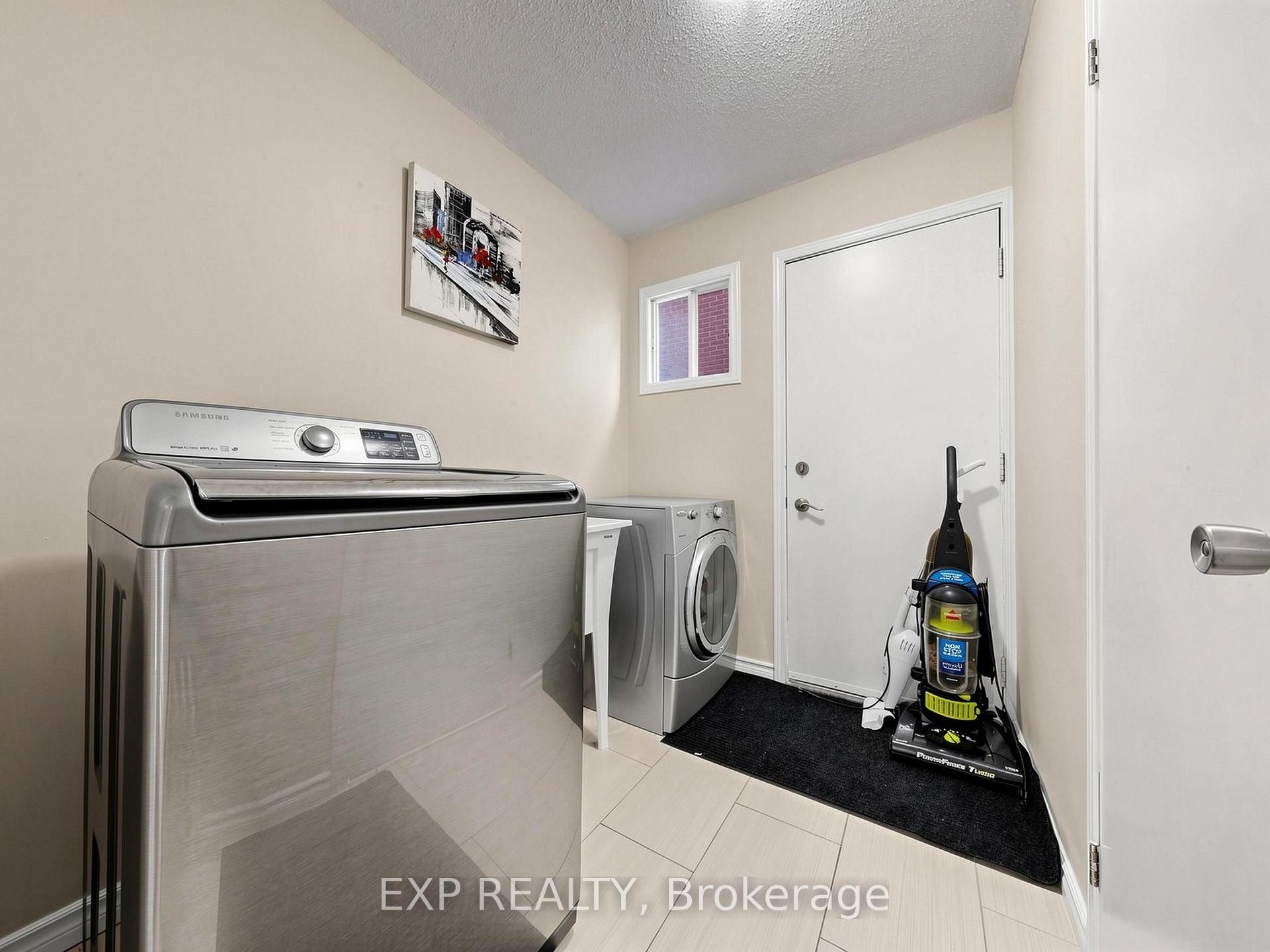 Photo 34 of 28 Longfellow Court, Whitby, Pringle Creek — HOMEH