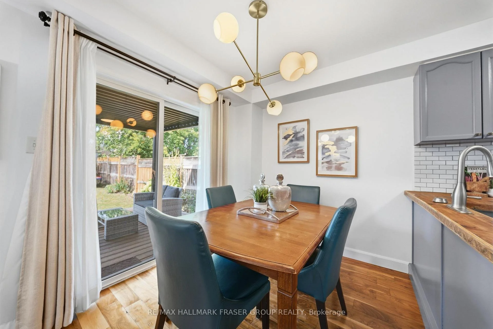 Photo 12 of 46 Childs Court, Clarington, Bowmanville — HOMEH