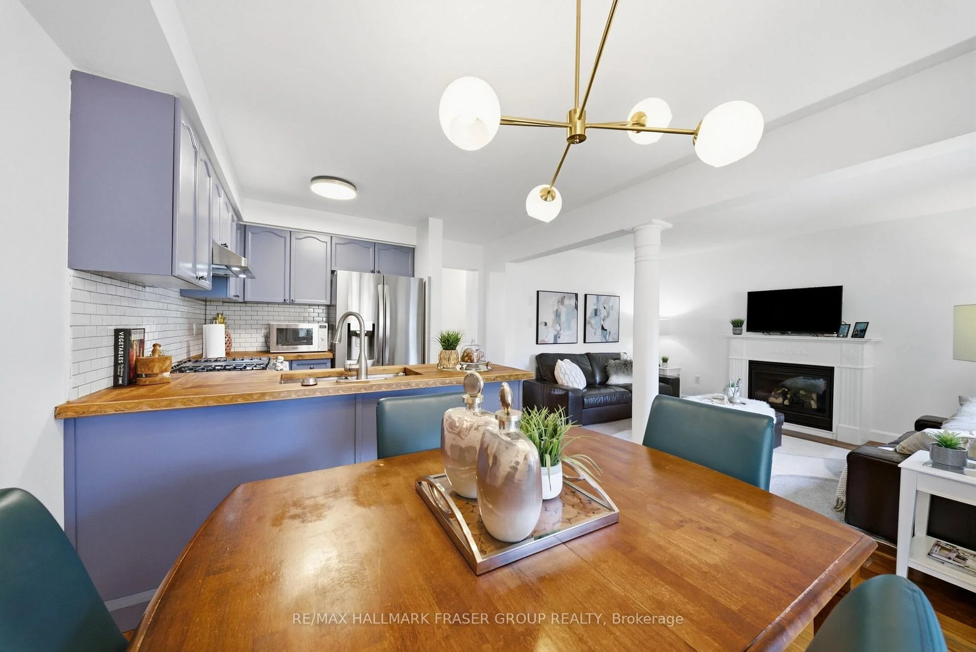Photo 13 of 46 Childs Court, Clarington, Bowmanville — HOMEH