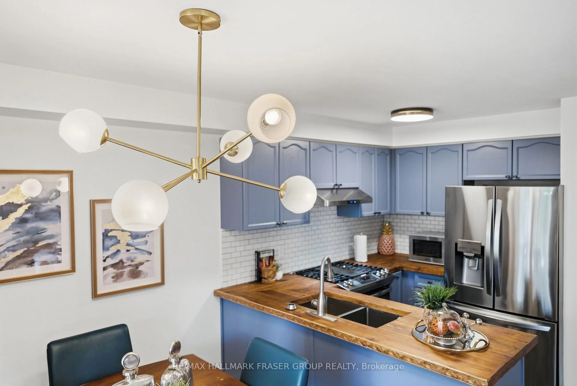 Photo 14 of 46 Childs Court, Clarington, Bowmanville — HOMEH