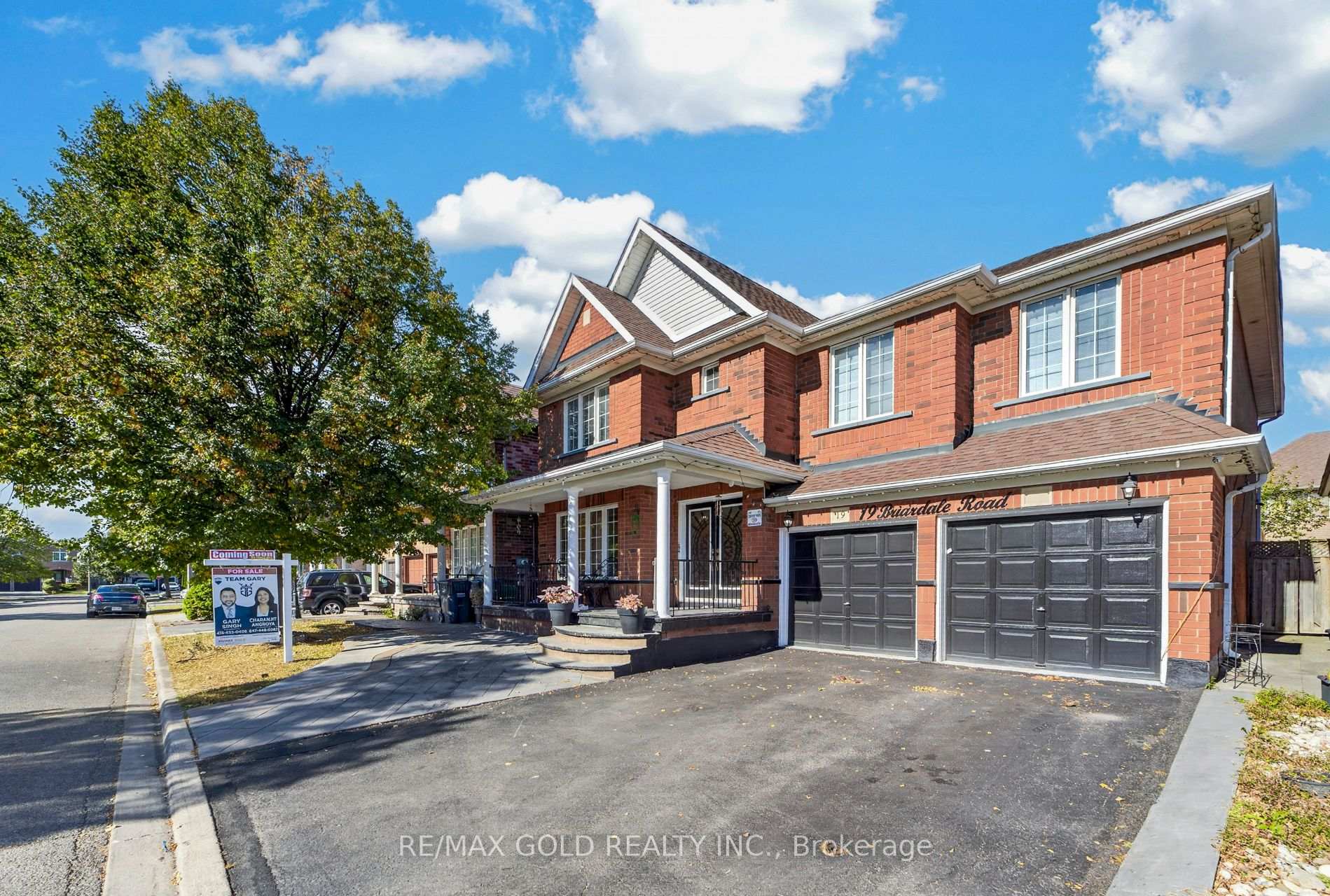 Photo 4 of 19 Briardale Road, Brampton, Fletcher's Meadow — HOMEH