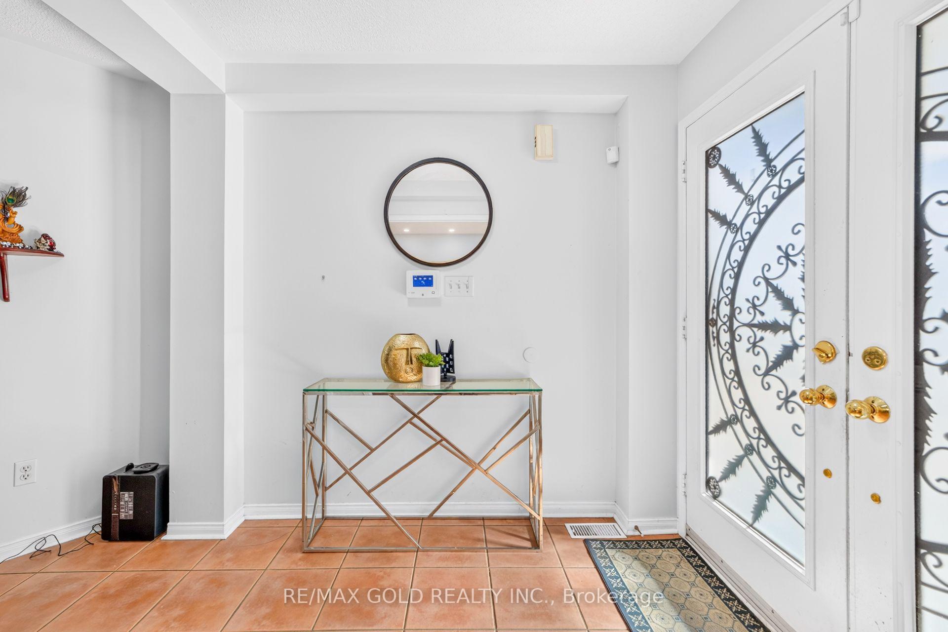 Photo 6 of 19 Briardale Road, Brampton, Fletcher's Meadow — HOMEH