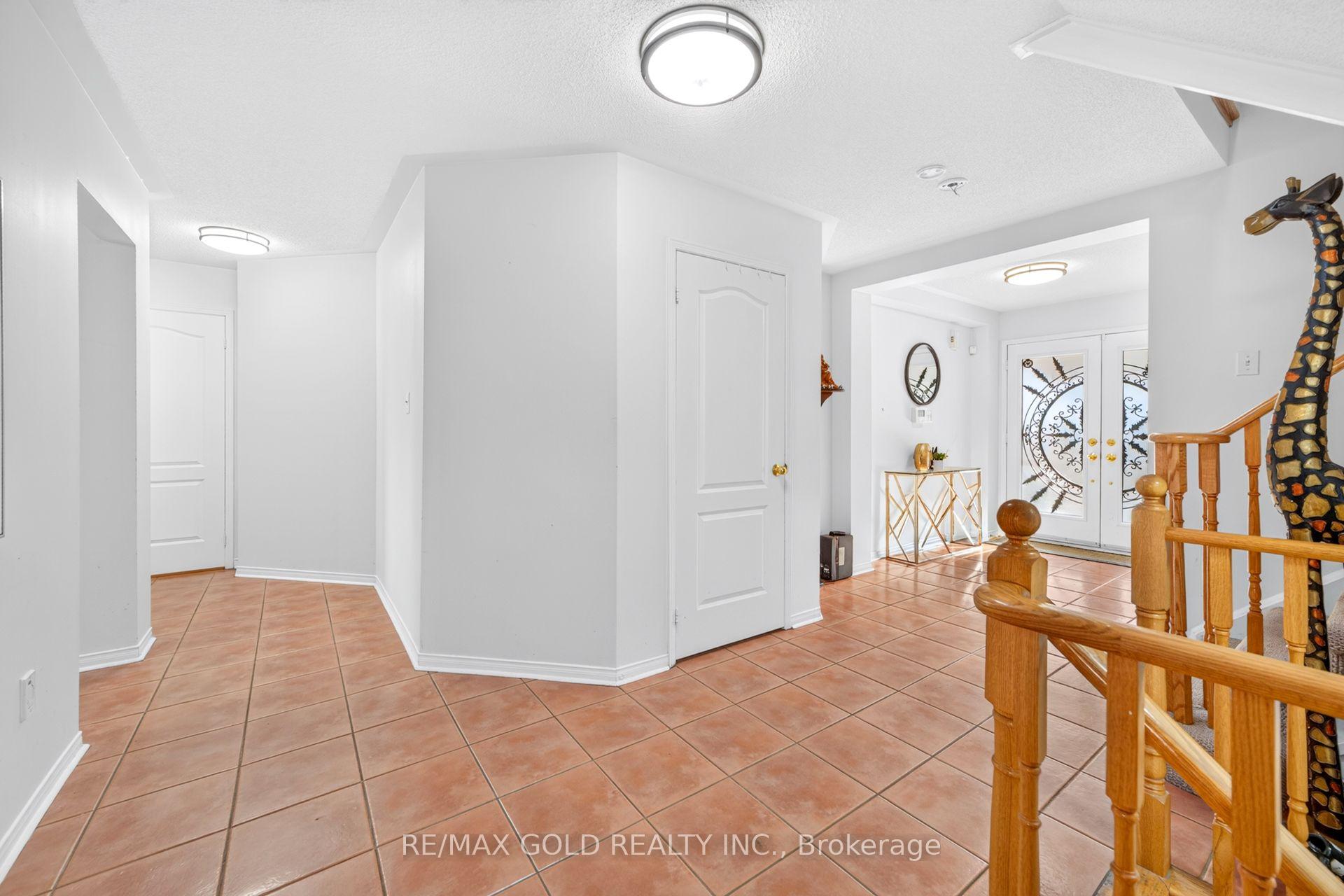 Photo 17 of 19 Briardale Road, Brampton, Fletcher's Meadow — HOMEH
