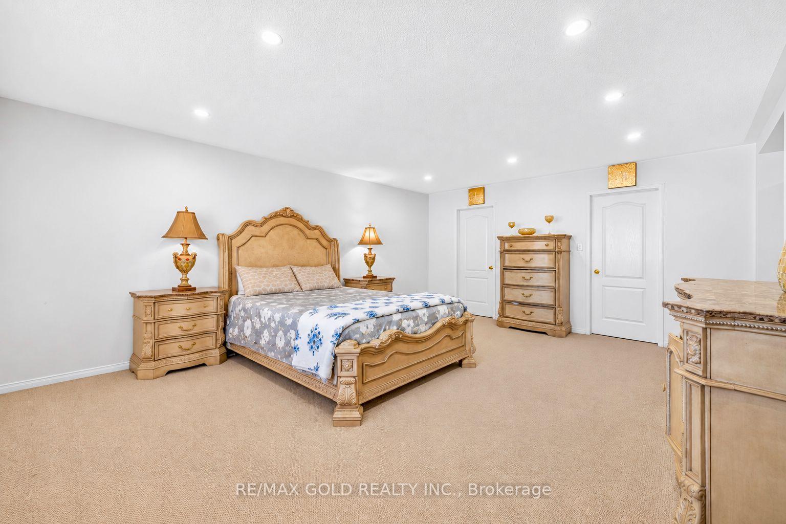 Photo 22 of 19 Briardale Road, Brampton, Fletcher's Meadow — HOMEH