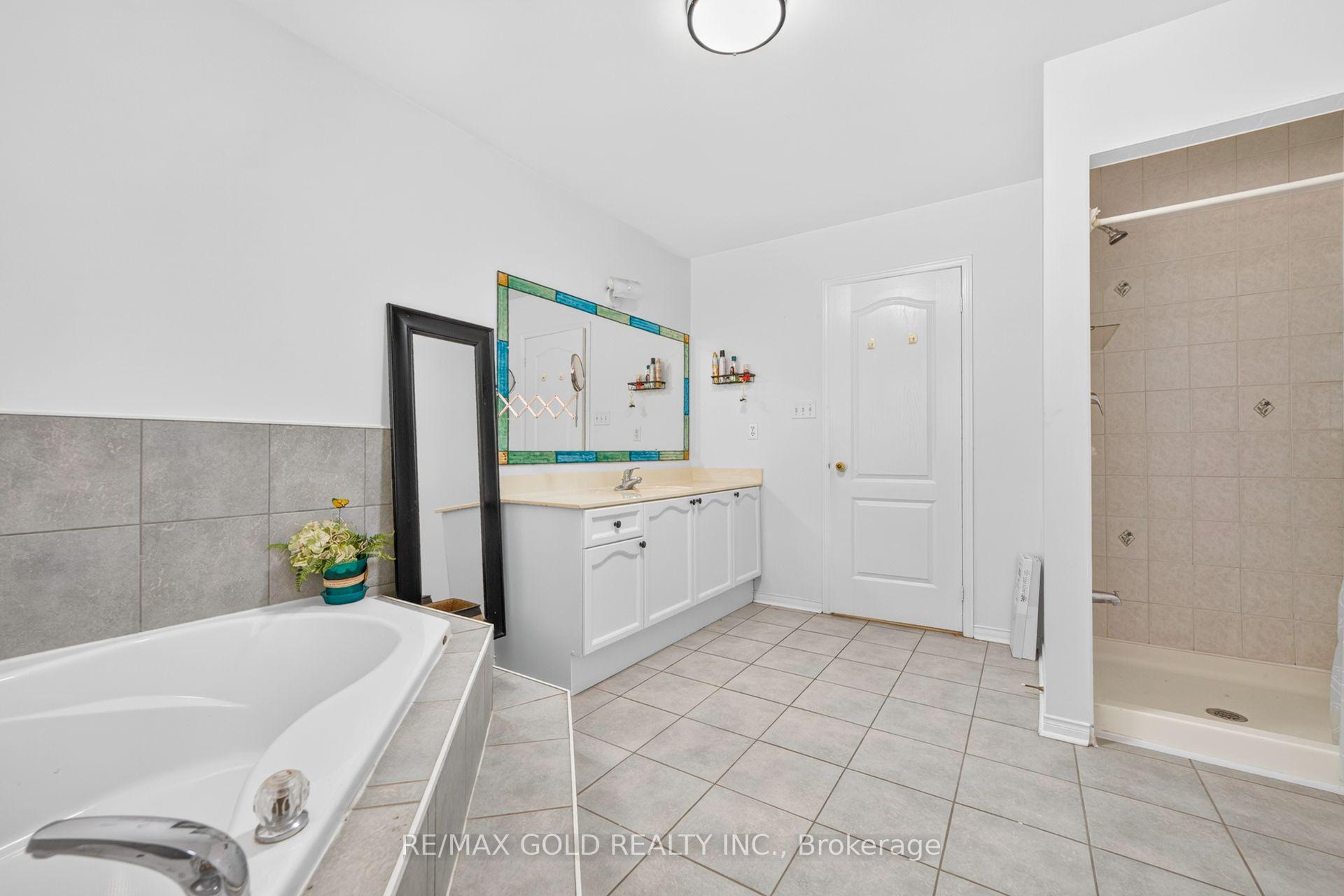 Photo 25 of 19 Briardale Road, Brampton, Fletcher's Meadow — HOMEH