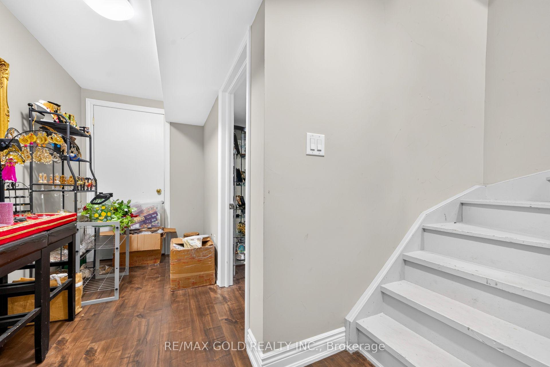 Photo 34 of 19 Briardale Road, Brampton, Fletcher's Meadow — HOMEH