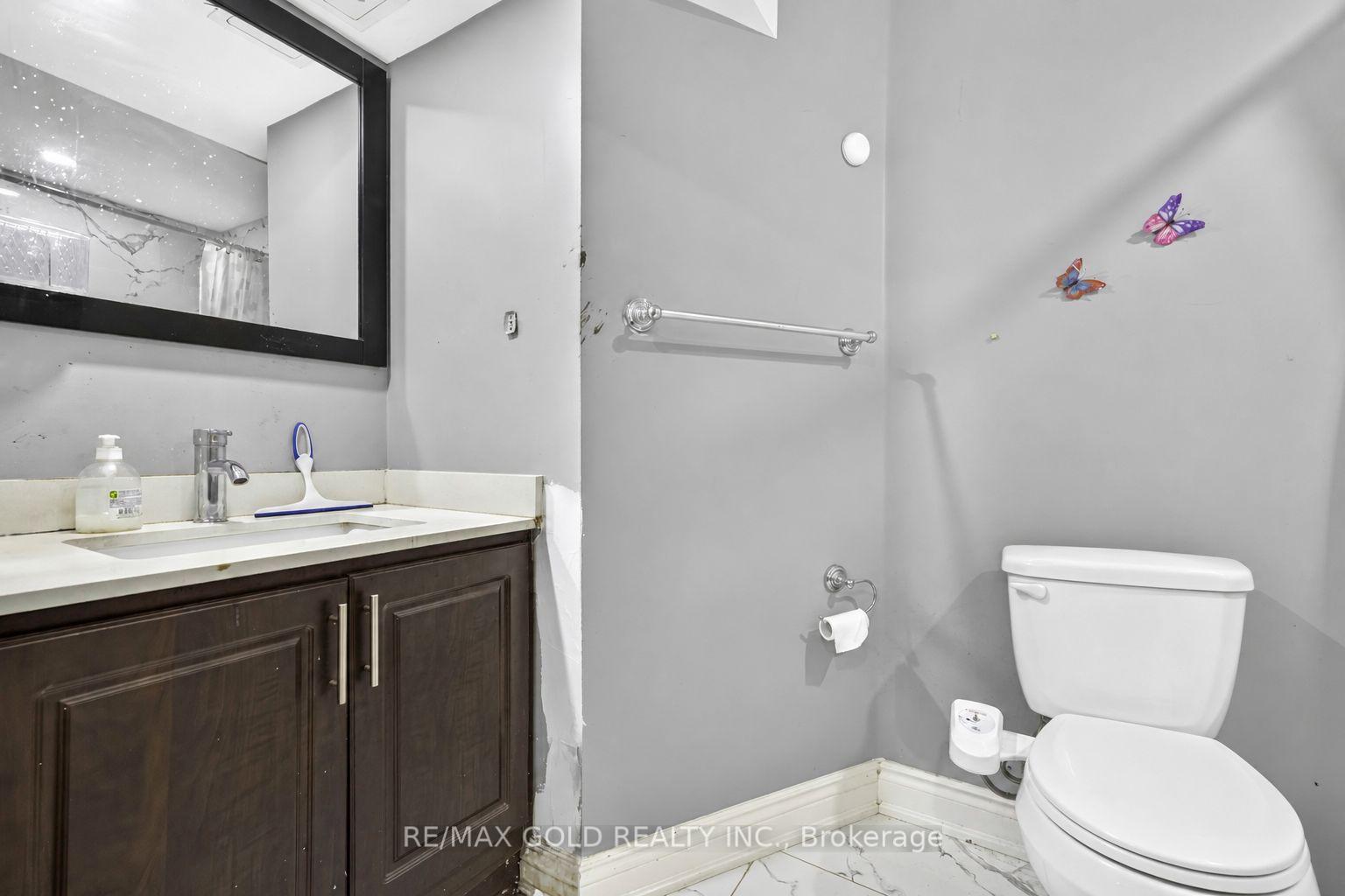 Photo 44 of 19 Briardale Road, Brampton, Fletcher's Meadow — HOMEH