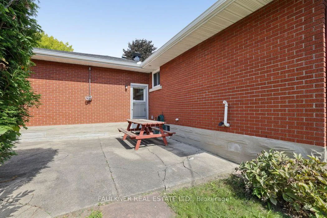 Photo 26 of 794 Adams Avenue, Ottawa, Elmvale Acres — HOMEH
