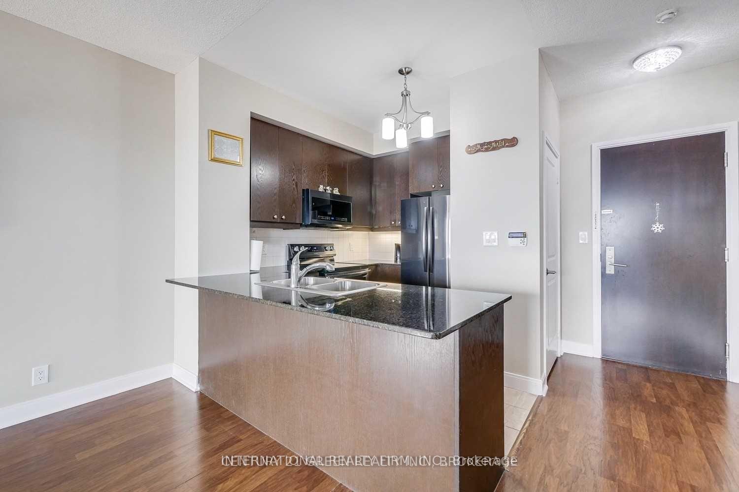 Photo 4 of Unit 3802, 60 Absolute Avenue, Mississauga, City Centre — HOMEH