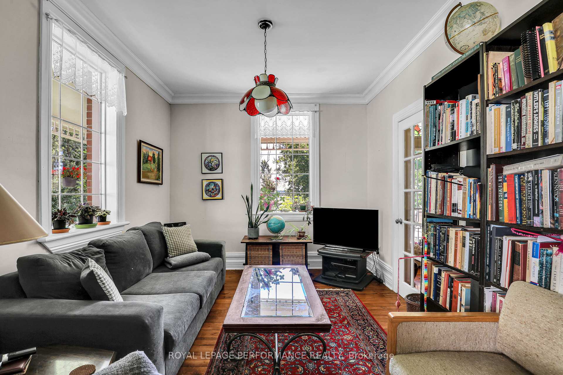 Photo 7 of 8253 Russell Road, Ottawa, Sarsfield/Bearbrook — HOMEH