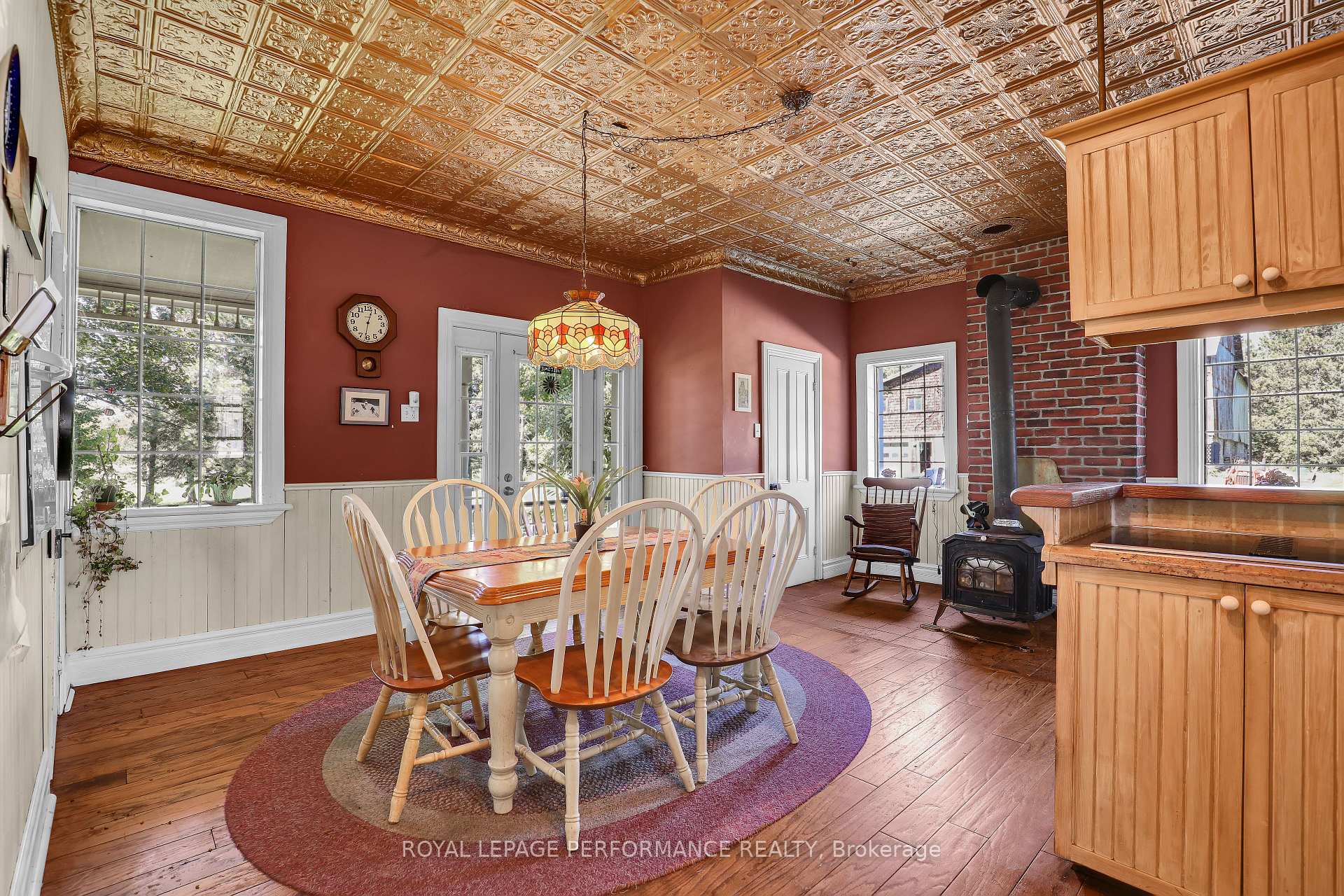 Photo 10 of 8253 Russell Road, Ottawa, Sarsfield/Bearbrook — HOMEH