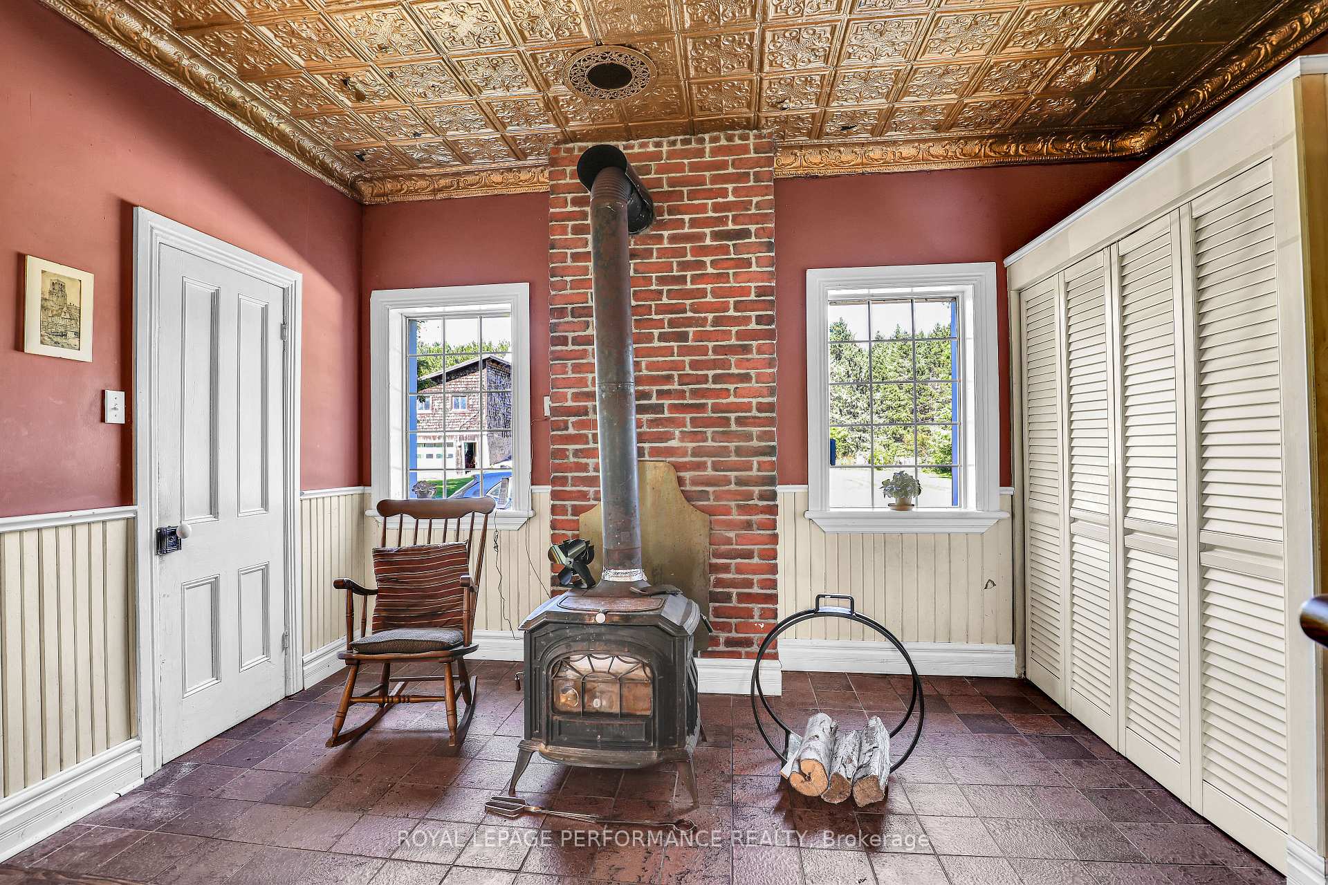 Photo 11 of 8253 Russell Road, Ottawa, Sarsfield/Bearbrook — HOMEH