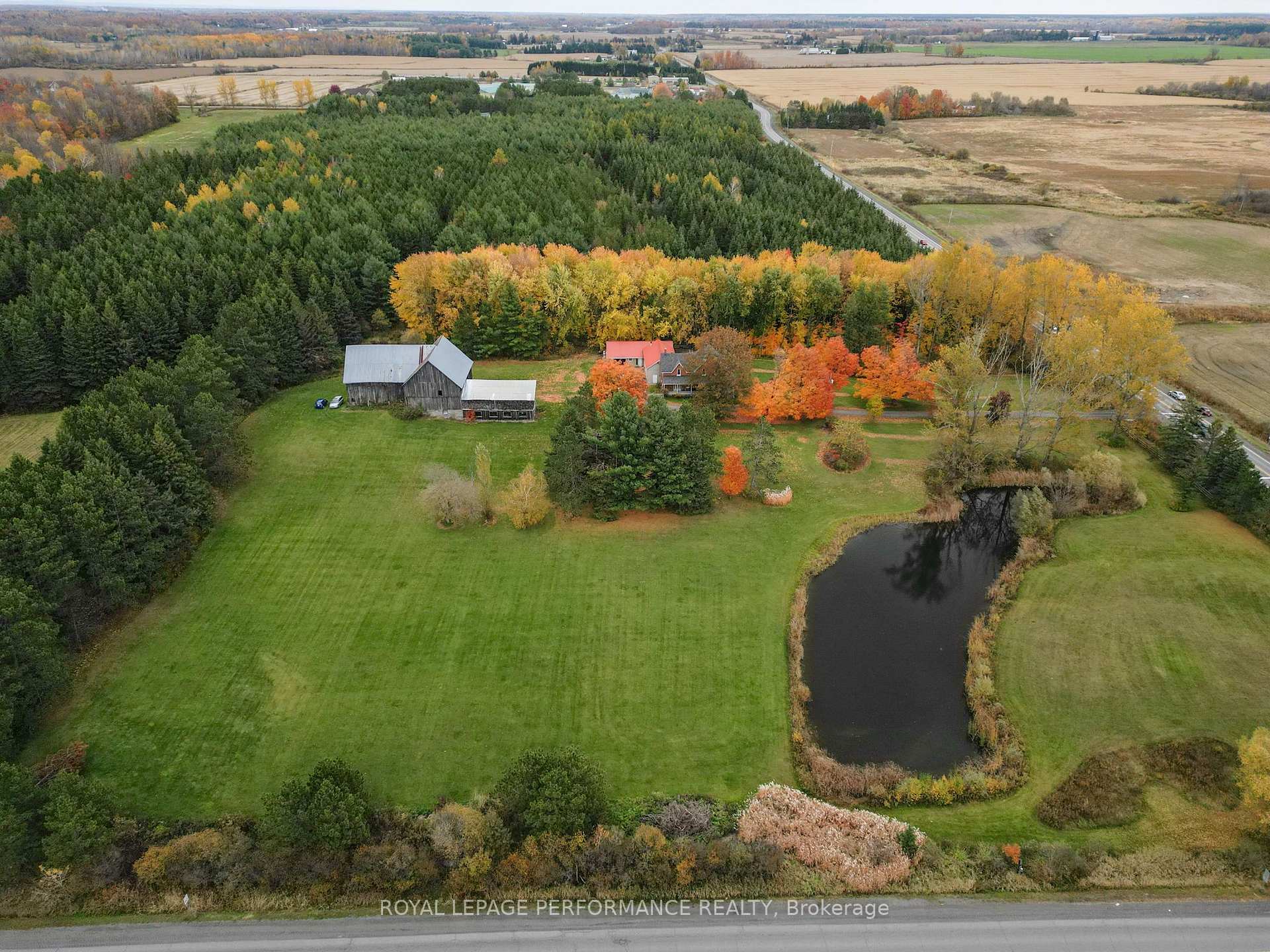 Photo 22 of 8253 Russell Road, Ottawa, Sarsfield/Bearbrook — HOMEH
