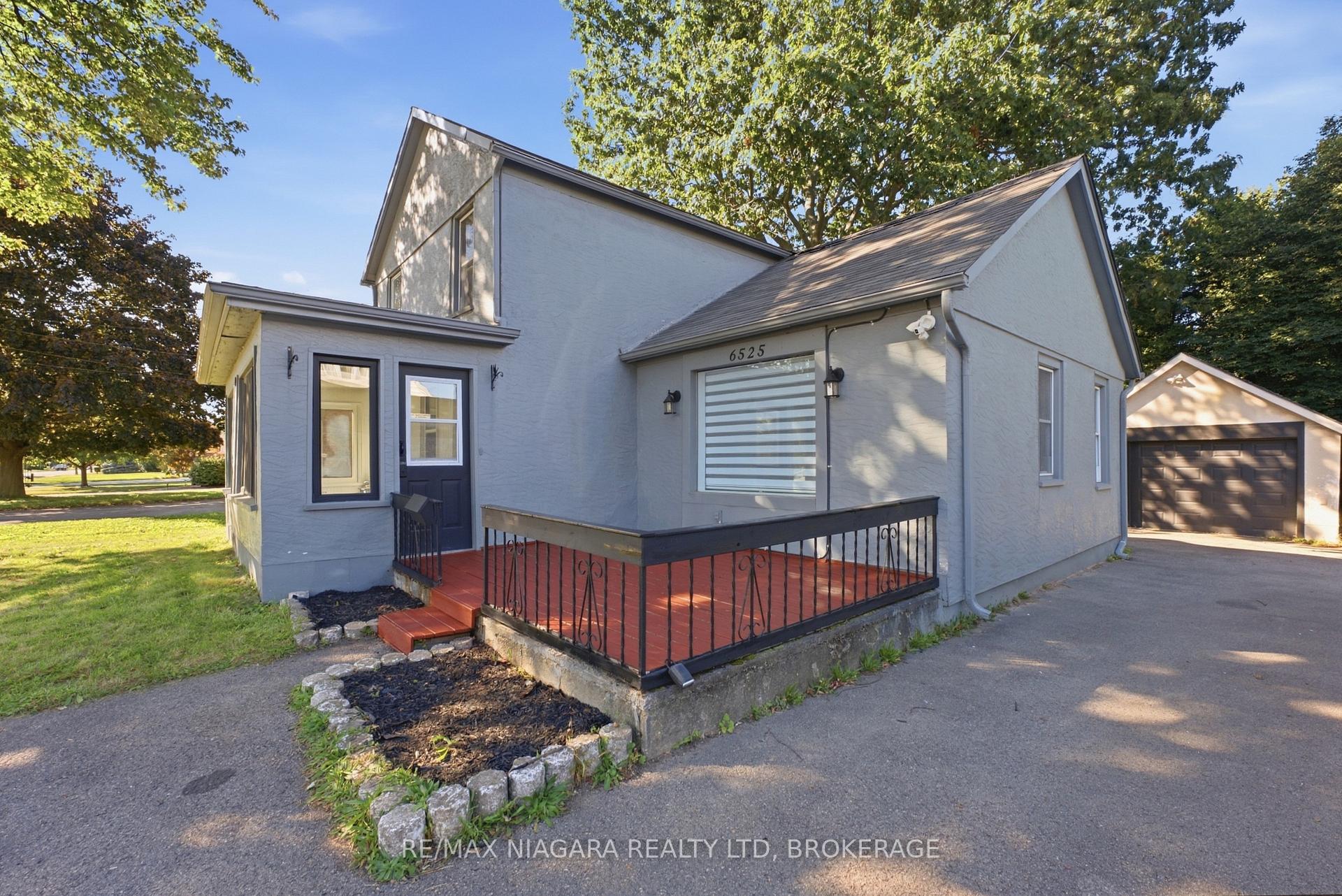 Photo 2 of 6525 Oneil Street, Niagara Falls, Stamford — HOMEH