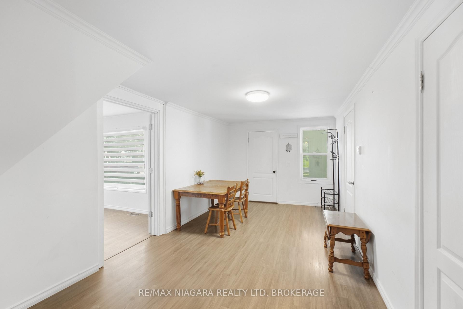 Photo 5 of 6525 Oneil Street, Niagara Falls, Stamford — HOMEH