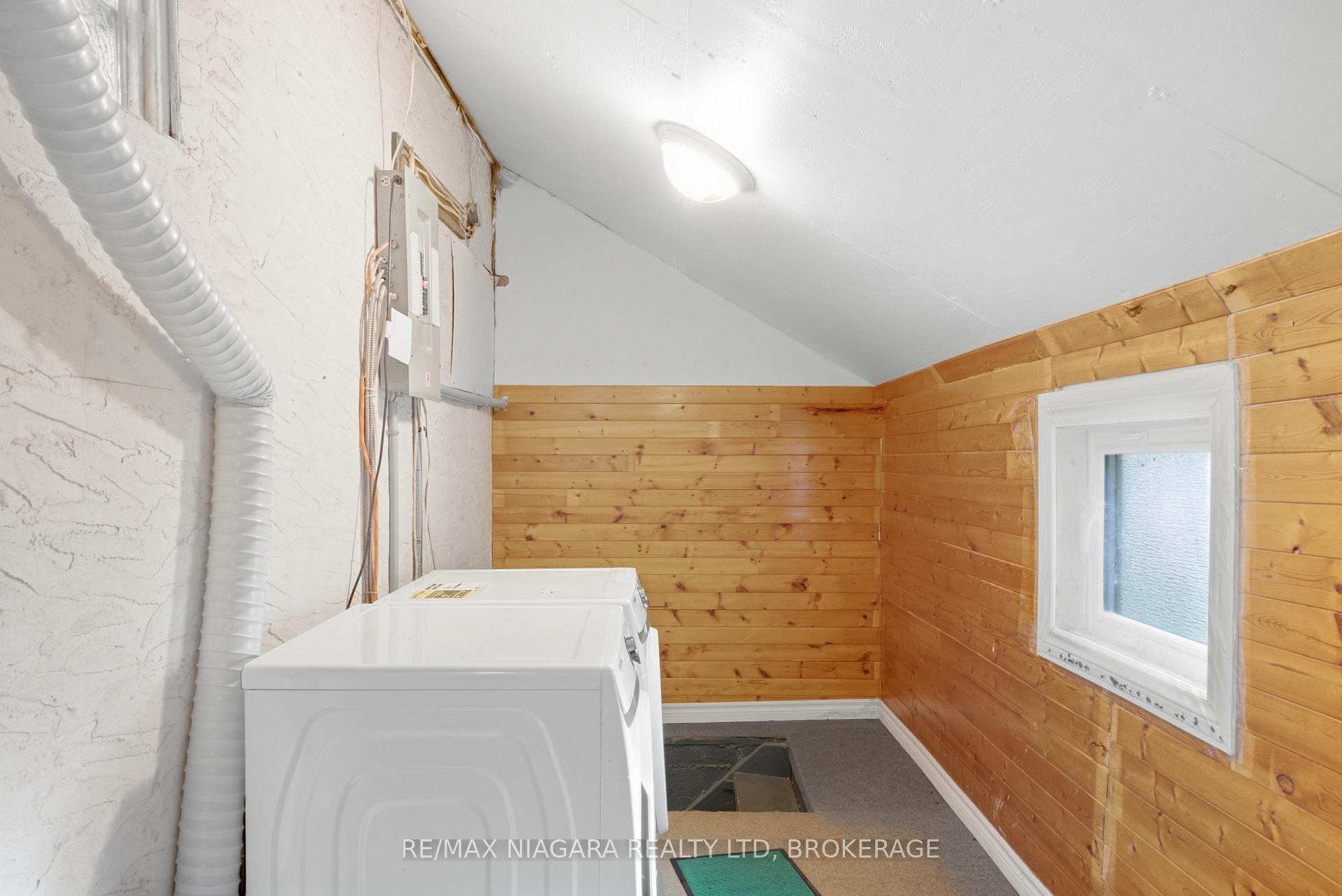 Photo 24 of 6525 Oneil Street, Niagara Falls, Stamford — HOMEH
