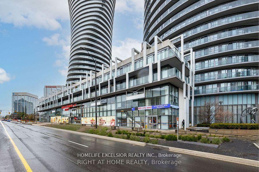 Front of Unit 419, 4033 Hurontario Street
