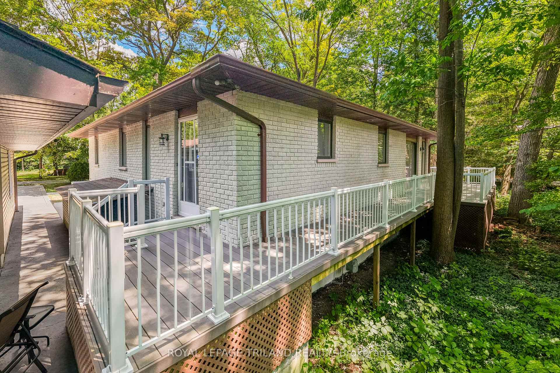 Photo 14 of 33 Forest Avenue, South Huron, Stephen — HOMEH