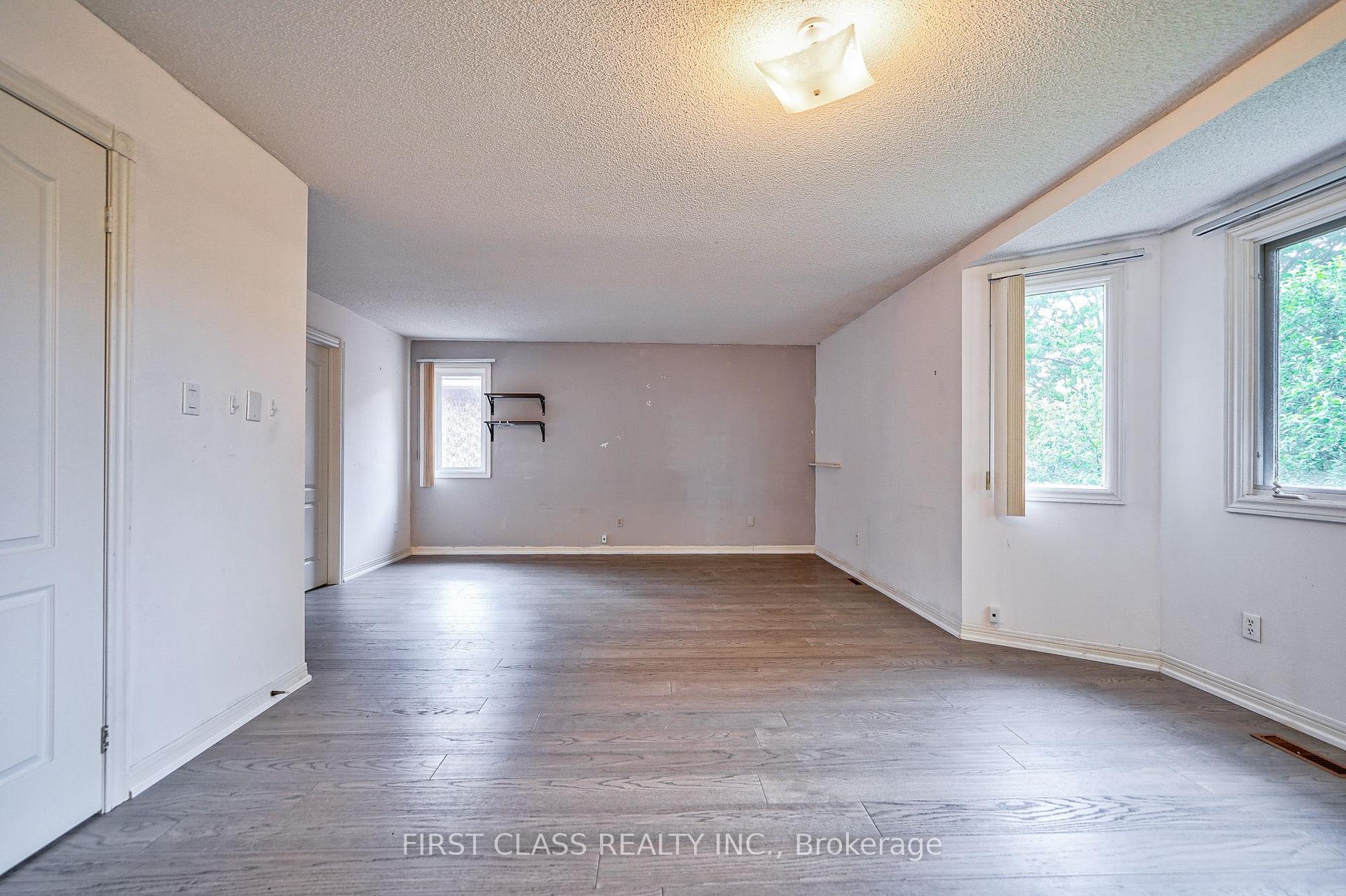 Photo 27 of 3309 Loyalist Drive, Mississauga, Erin Mills — HOMEH