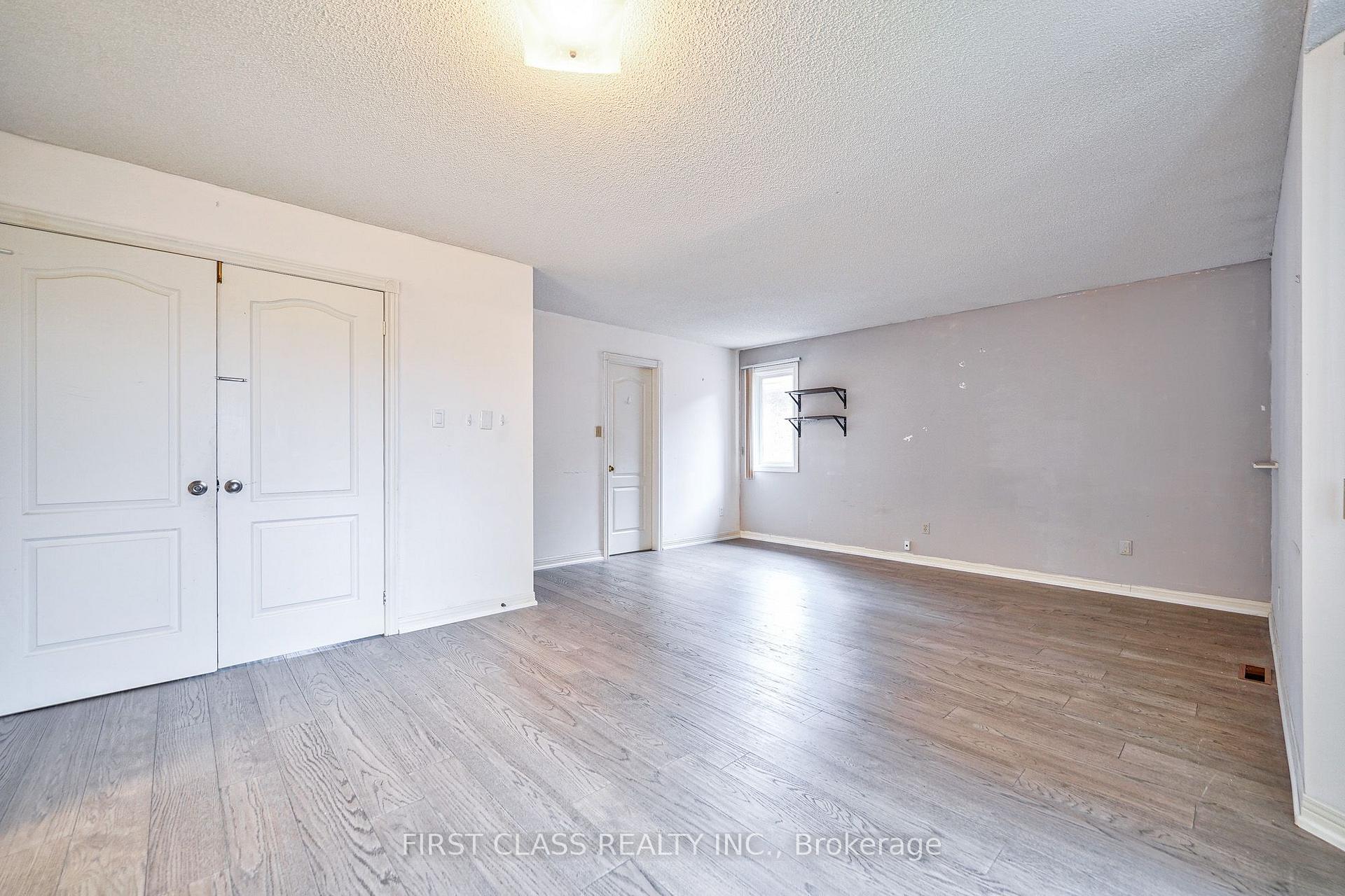 Photo 28 of 3309 Loyalist Drive, Mississauga, Erin Mills — HOMEH