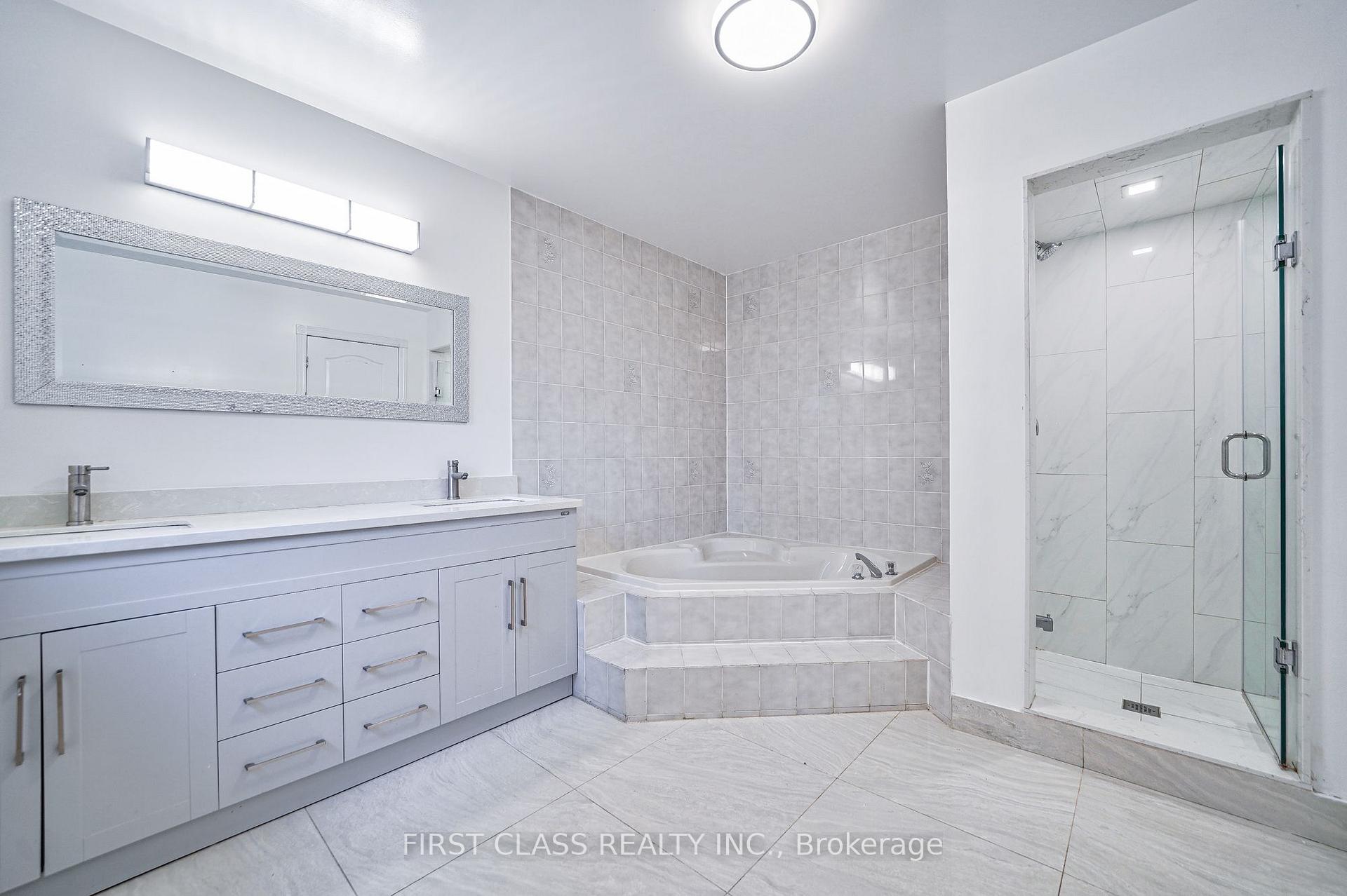 Photo 33 of 3309 Loyalist Drive, Mississauga, Erin Mills — HOMEH