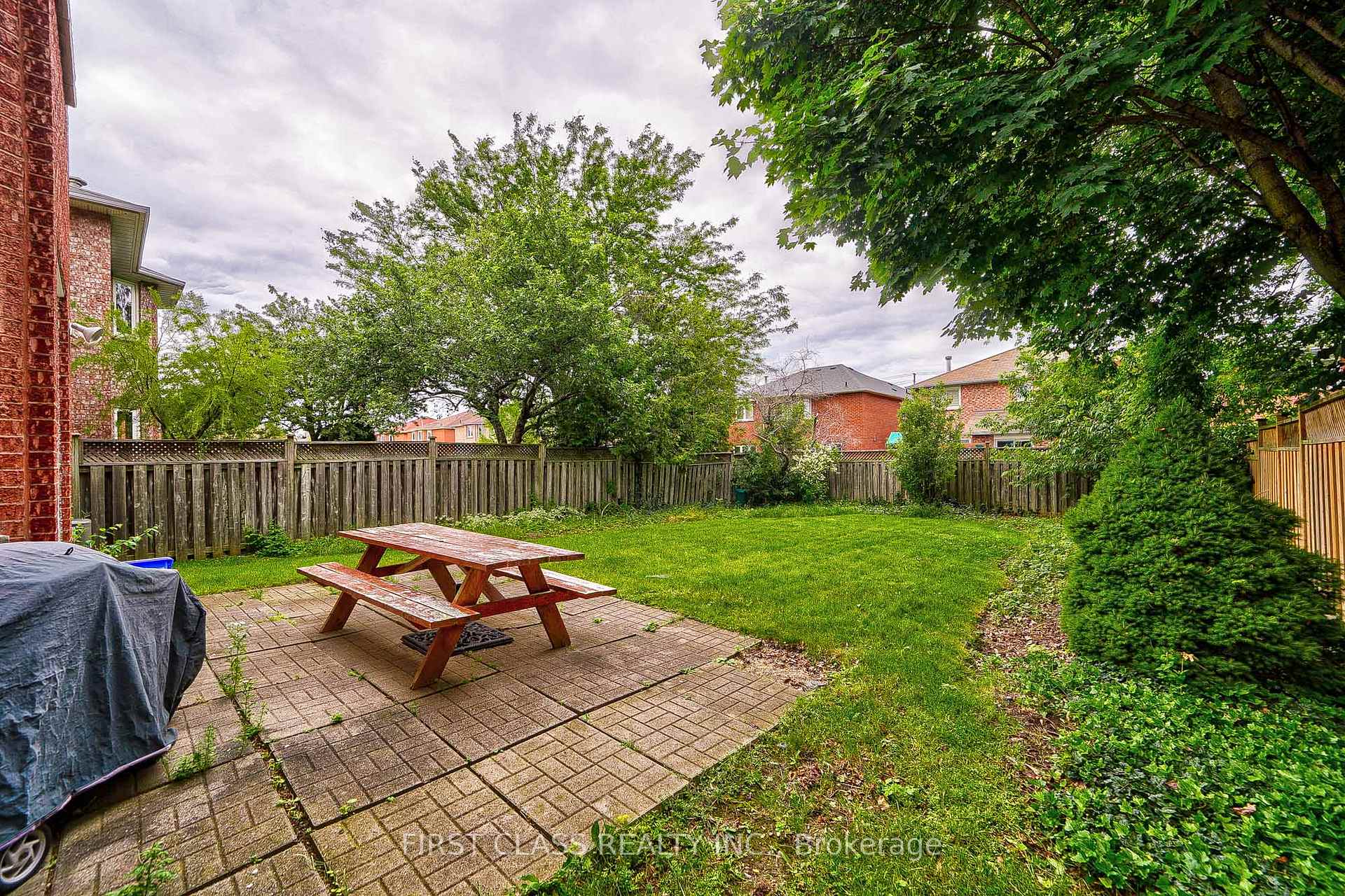 Photo 45 of 3309 Loyalist Drive, Mississauga, Erin Mills — HOMEH