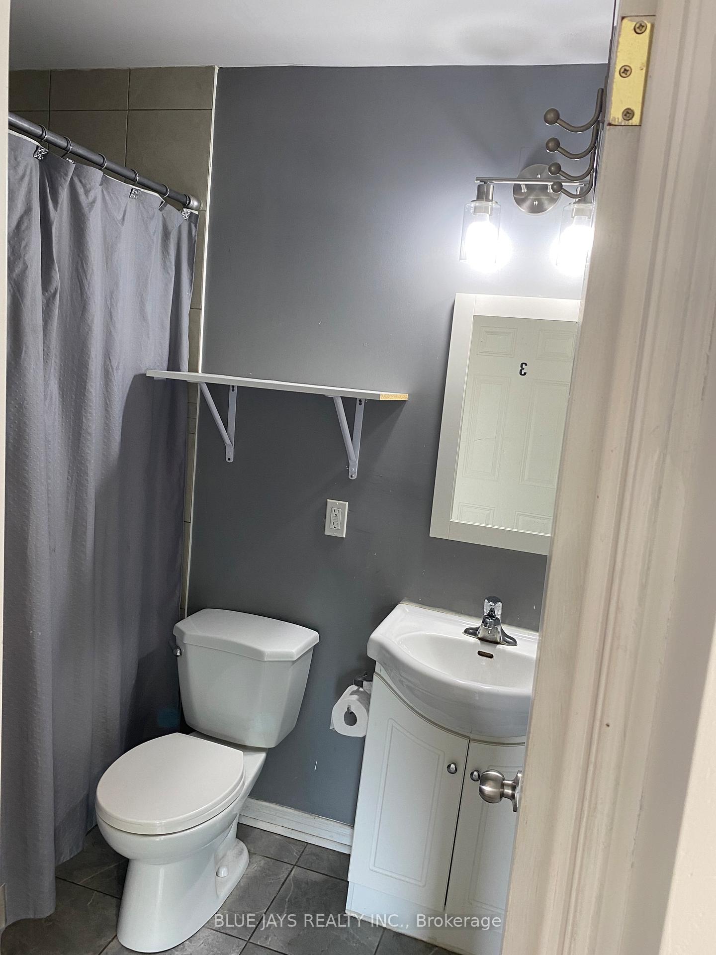 Photo 14 of Unit Apt # 3, 60 Main Street E, Southgate — HOMEH