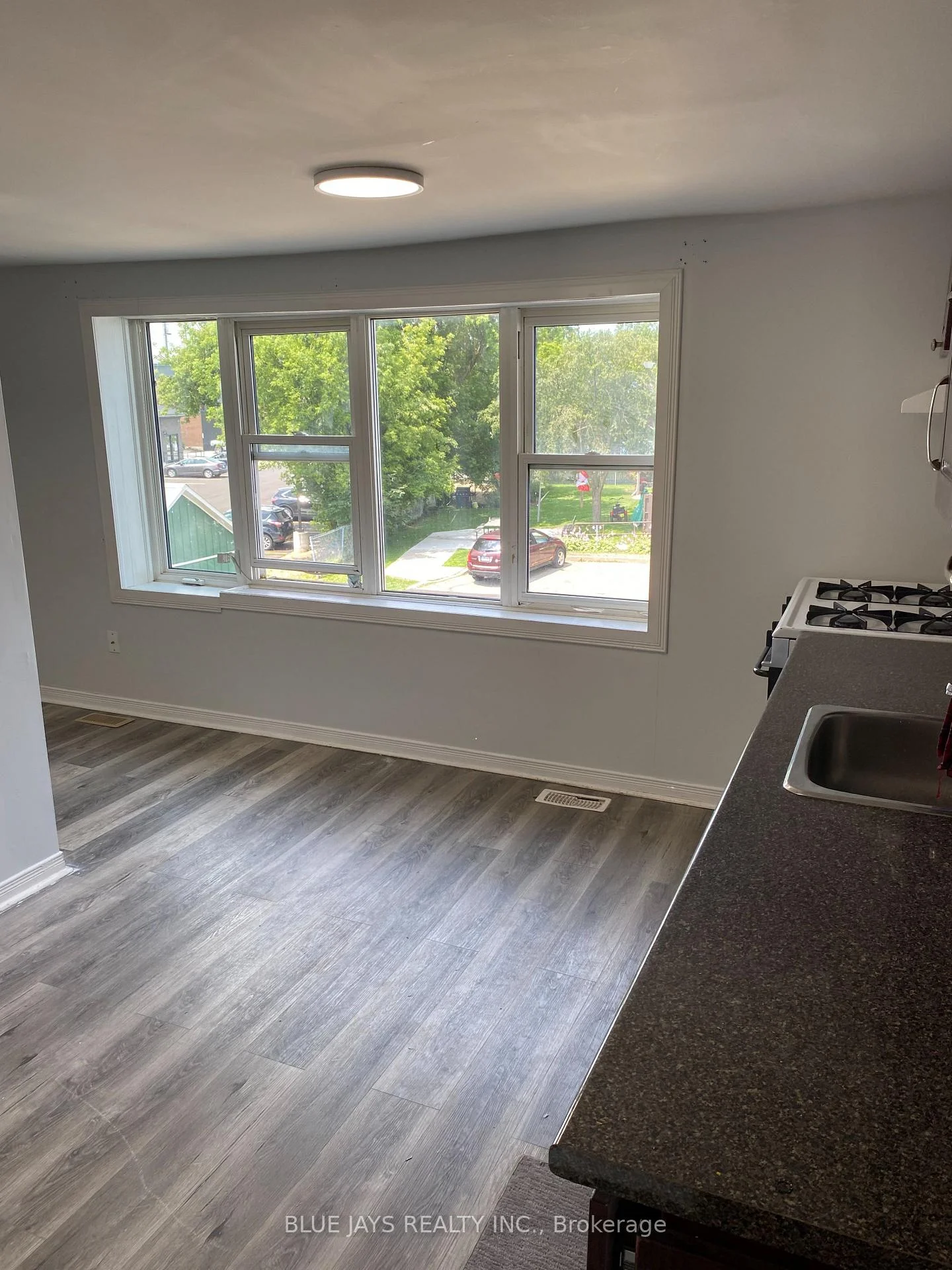 Photo 15 of Unit Apt # 3, 60 Main Street E, Southgate — HOMEH