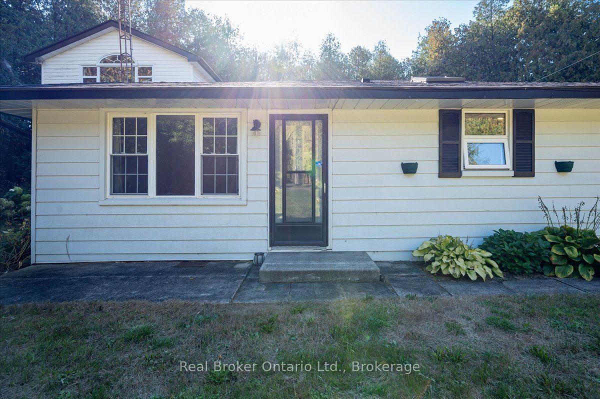 Photo 4 of 36 Ash Street, Guelph/Eramosa, Eden Mills — HOMEH