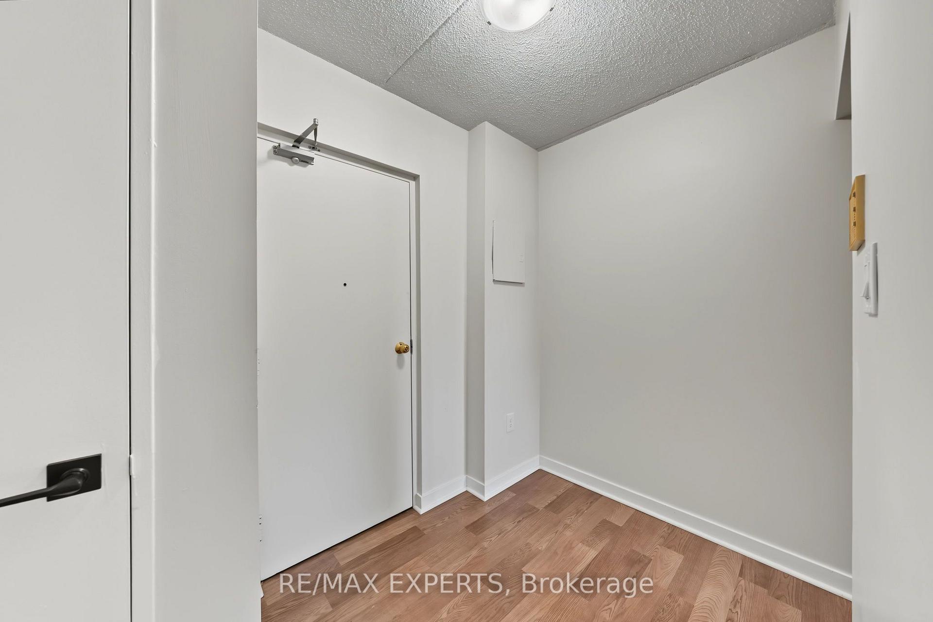 Photo 6 of Unit 64, 16 McDonald Street, New Tecumseth, Alliston — HOMEH