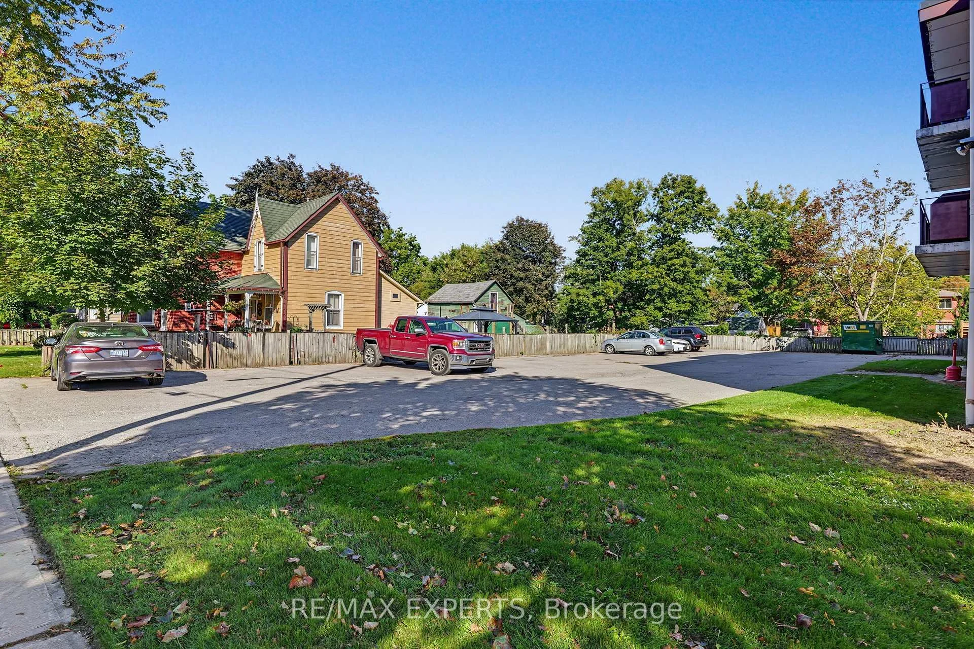 Photo 5 of Unit 64, 16 McDonald Street, New Tecumseth, Alliston — HOMEH