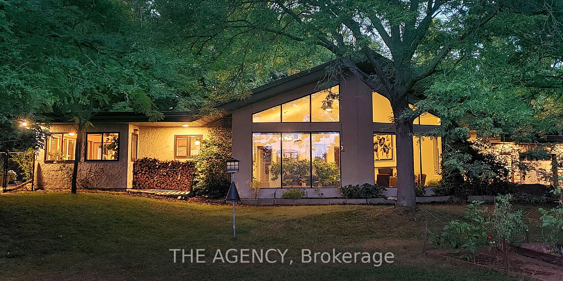 Photo 3 of 295 Brant Road, Brant, South Dumfries — HOMEH