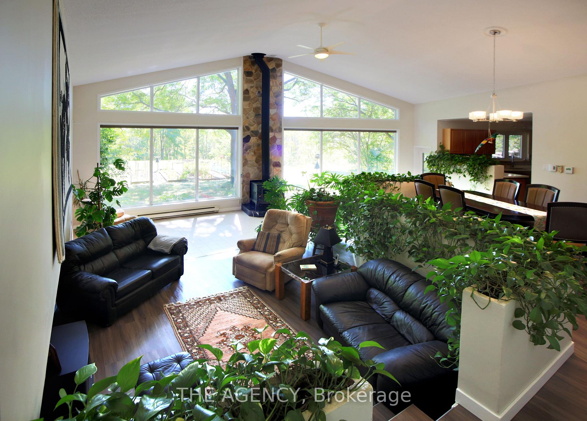 Photo 5 of 295 Brant Road, Brant, South Dumfries — HOMEH