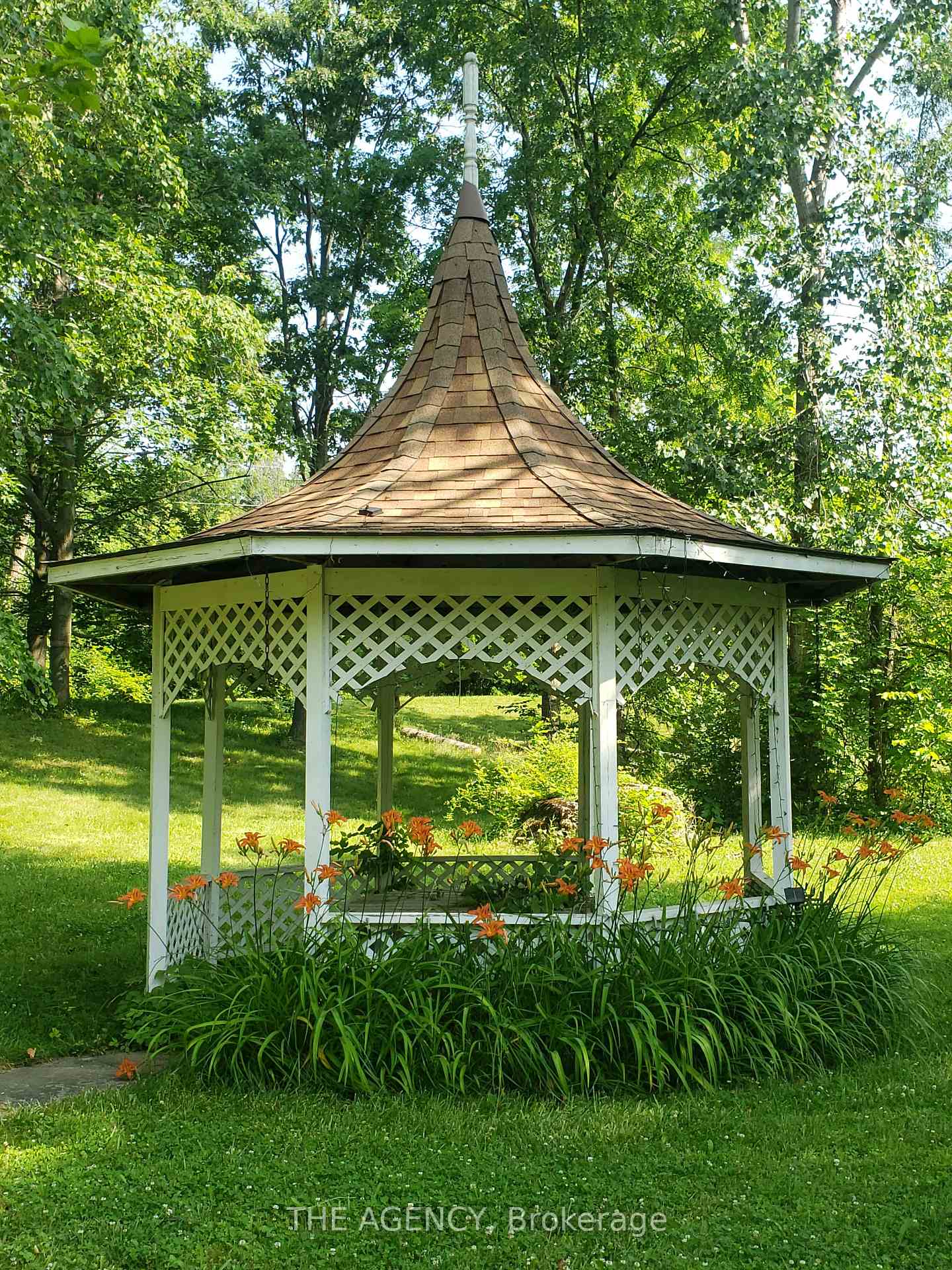 Photo 85 of 295 Brant Road, Brant, South Dumfries — HOMEH