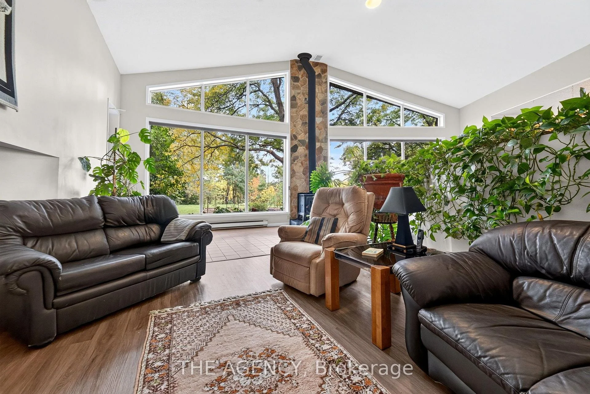 Photo 14 of 295 Brant Road, Brant, South Dumfries — HOMEH