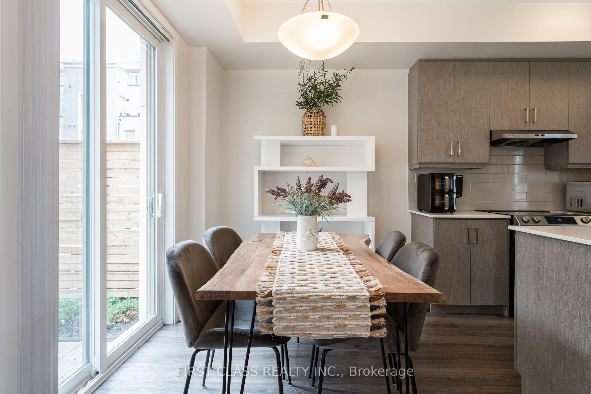 Photo 5 of 67 Mable Smith Way, Vaughan, Vaughan Corporate Centre — HOMEH