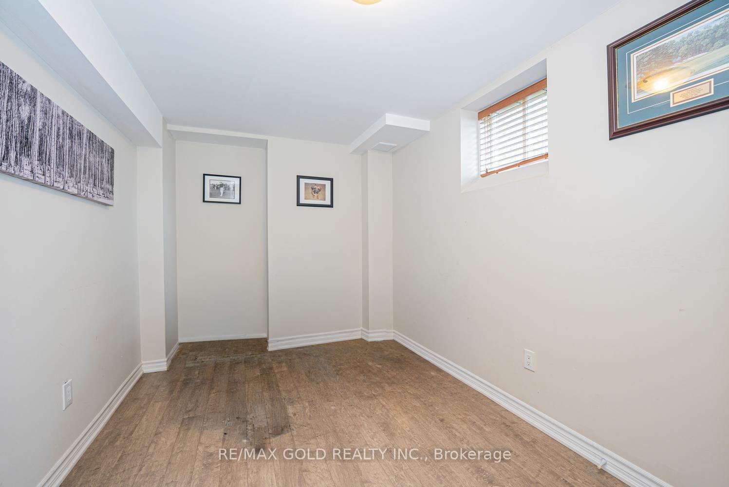 Photo 38 of 424 Barber Drive, Halton Hills, Georgetown — HOMEH