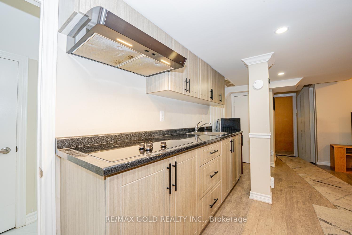 Photo 42 of 424 Barber Drive, Halton Hills, Georgetown — HOMEH