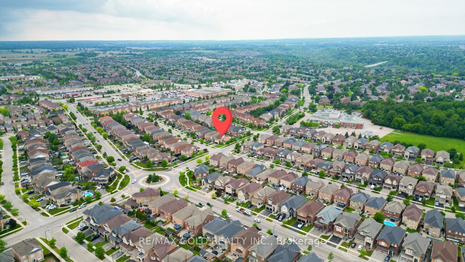 Photo 48 of 424 Barber Drive, Halton Hills, Georgetown — HOMEH