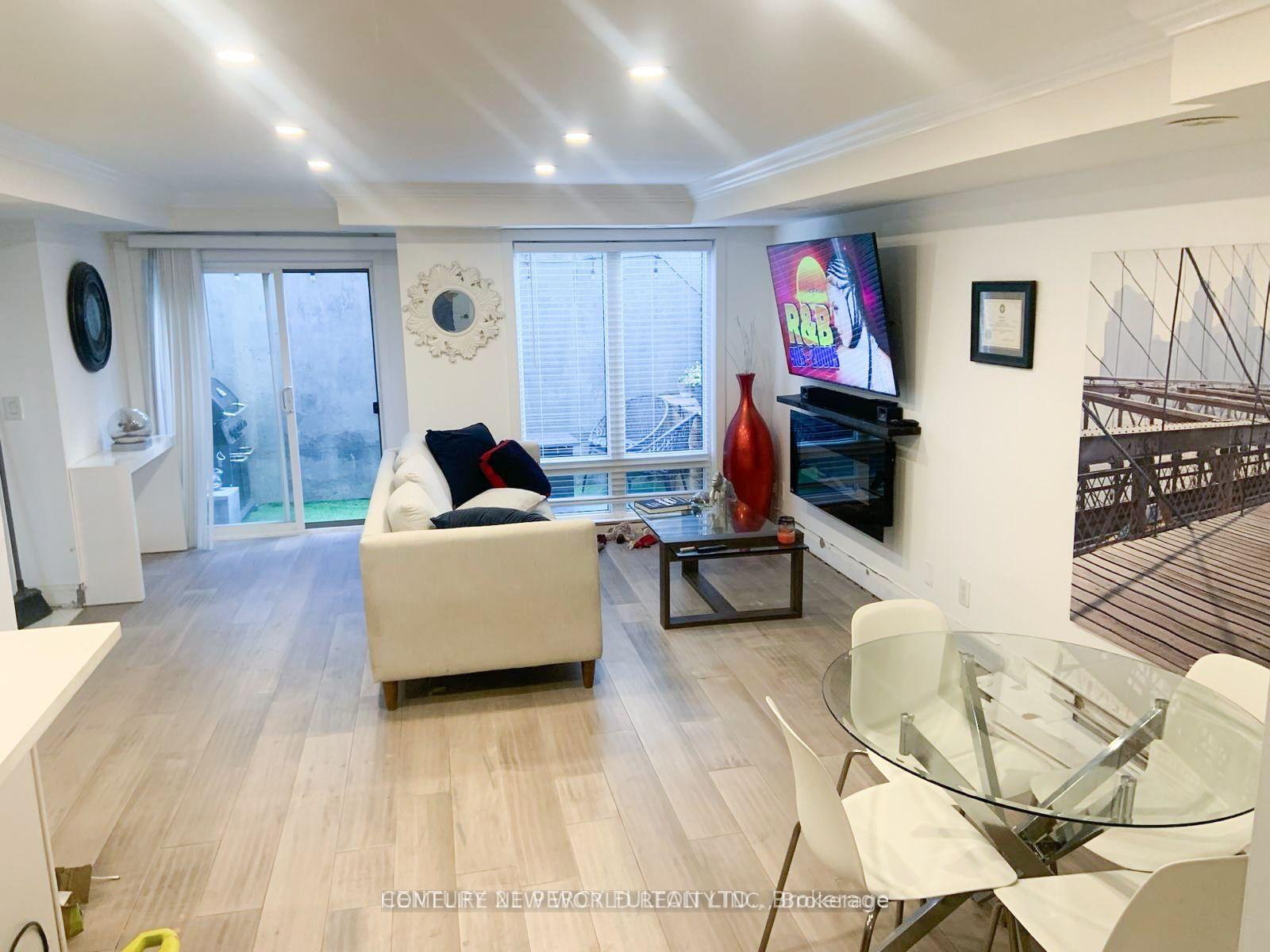 Photo 6 of Unit 109, 2 Dunsheath Way, Markham, Cornell — HOMEH