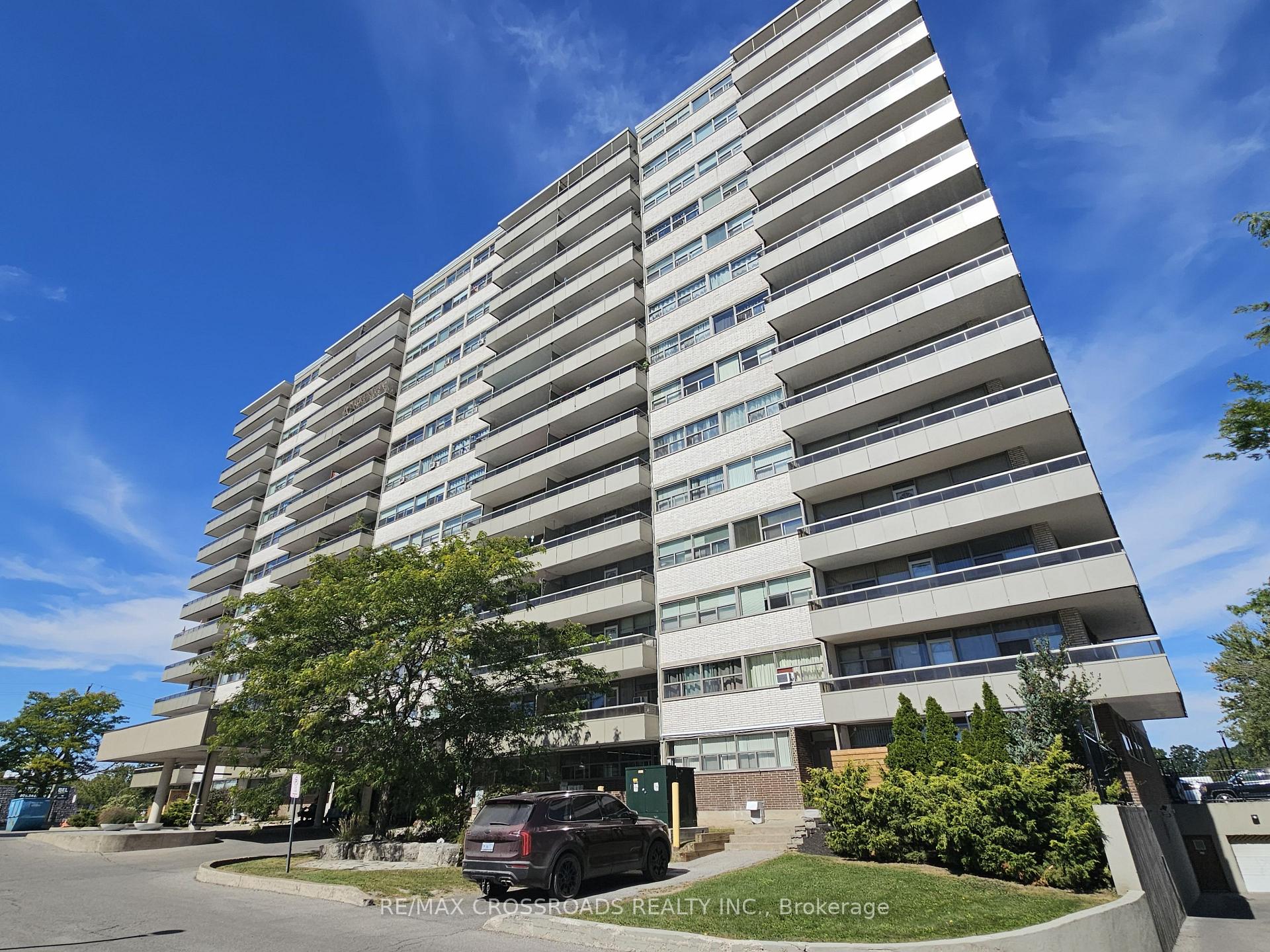 Photo of Unit 702, 215 Glenridge Avenue