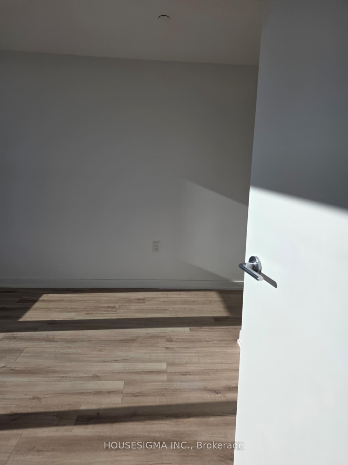 Photo 5 of Unit 608, 7439 Kingston Road E, Scarborough, Rouge — HOMEH
