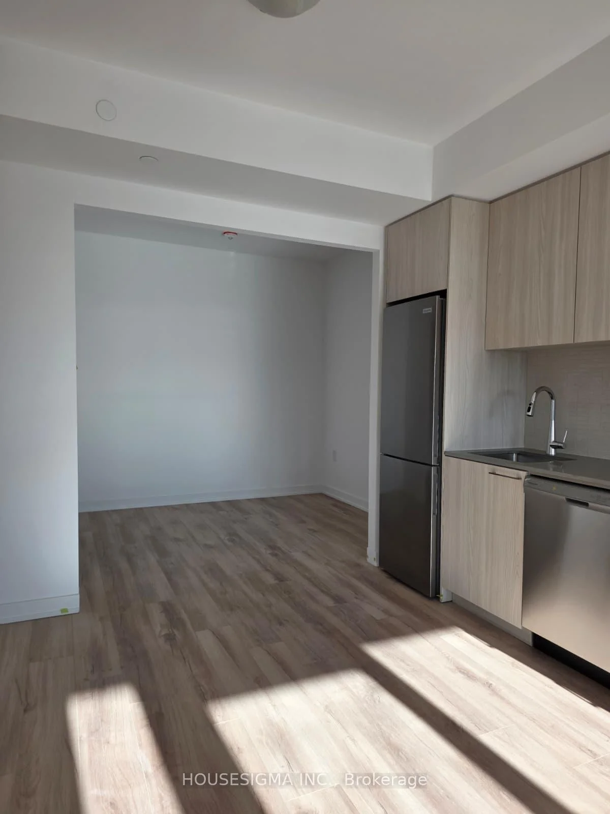 Photo 21 of Unit 608, 7439 Kingston Road E, Scarborough, Rouge — HOMEH