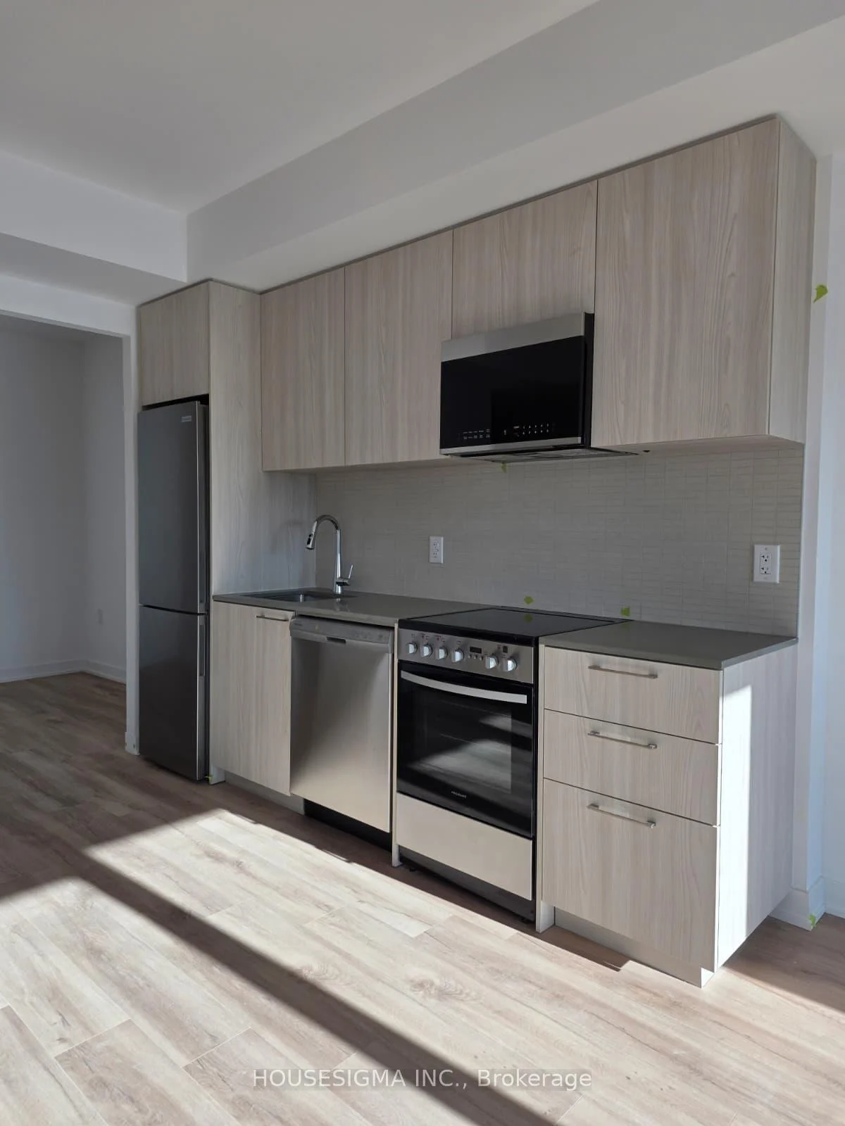 Photo 23 of Unit 608, 7439 Kingston Road E, Scarborough, Rouge — HOMEH