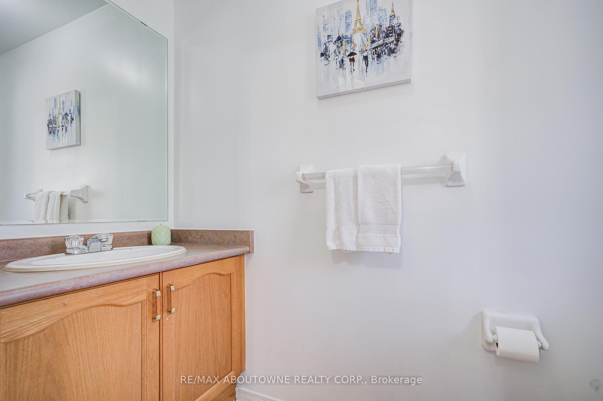 Photo 7 of 5128 Falconcrest Drive, Burlington, Uptown — HOMEH