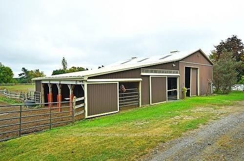 Photo of 873121 5th Line N