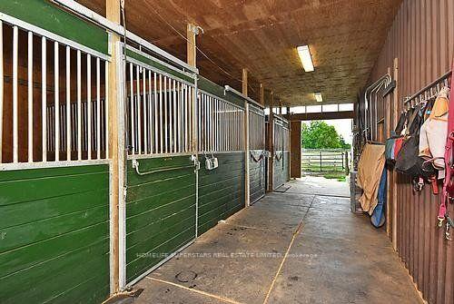 Photo 4 of 873121 5th Line N, Mono, Rural Mono — HOMEH
