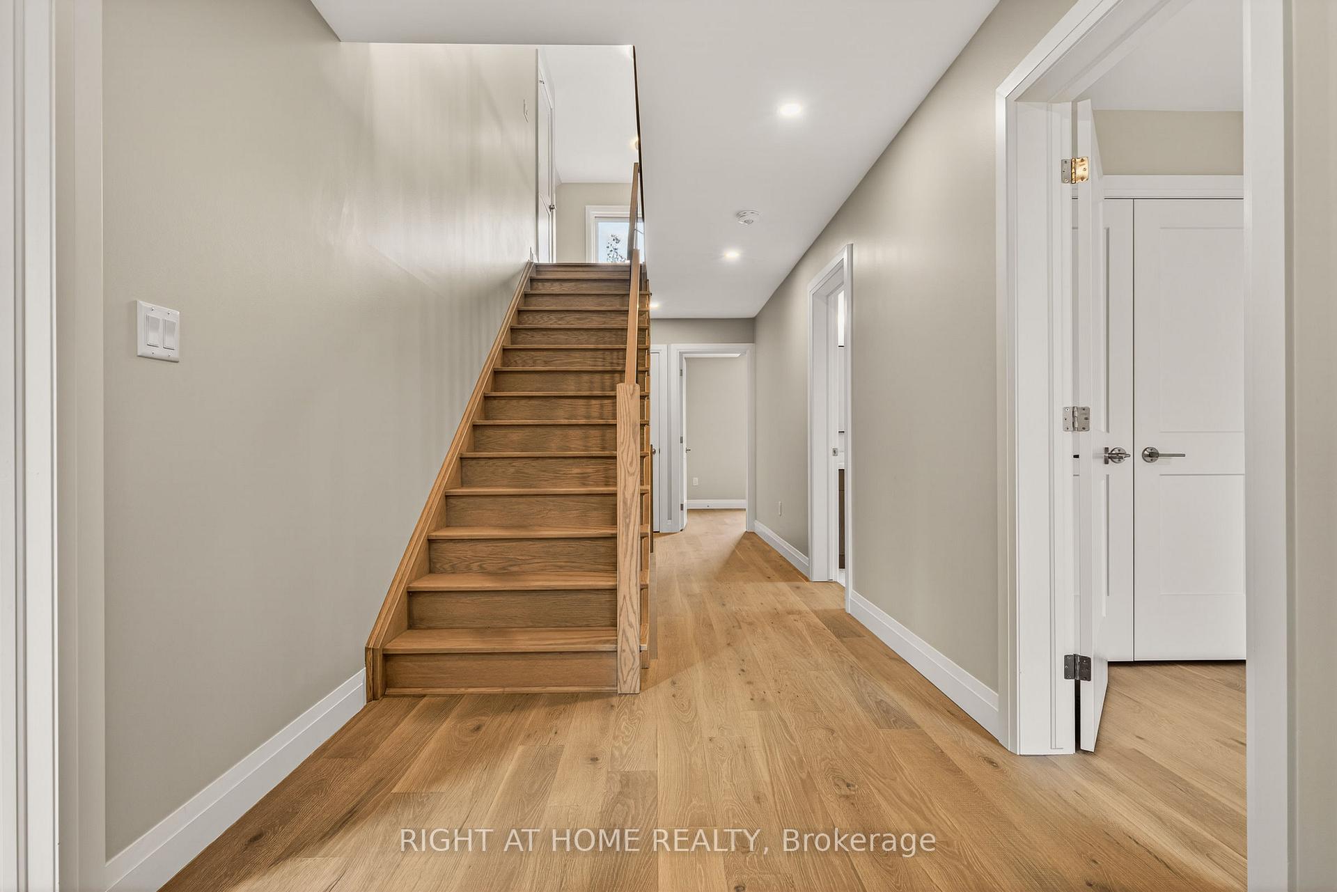 Photo 24 of 279 Hess Street S, Hamilton, Durand — HOMEH