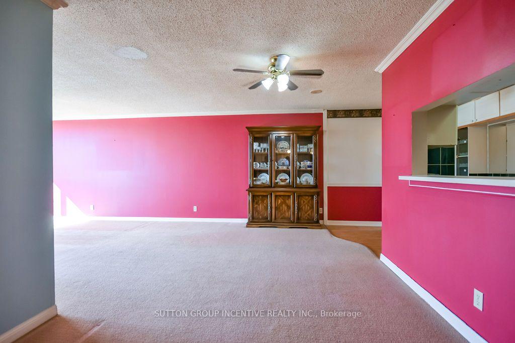 Photo 9 of Unit 1005, 65 Ellen Street, Barrie, City Centre — HOMEH